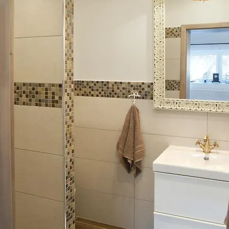 Anita Apartment