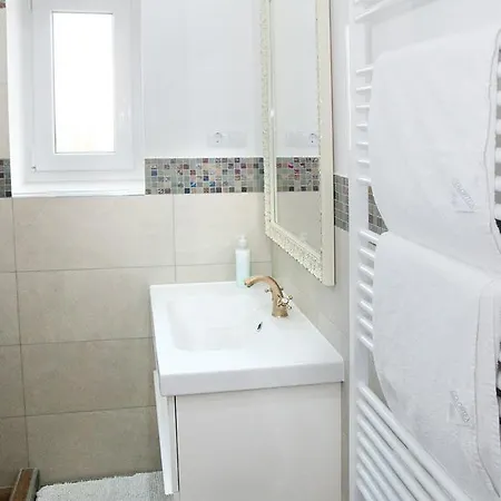 Anita Apartment Gyenesdias