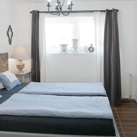 Anita Apartment Gyenesdiás